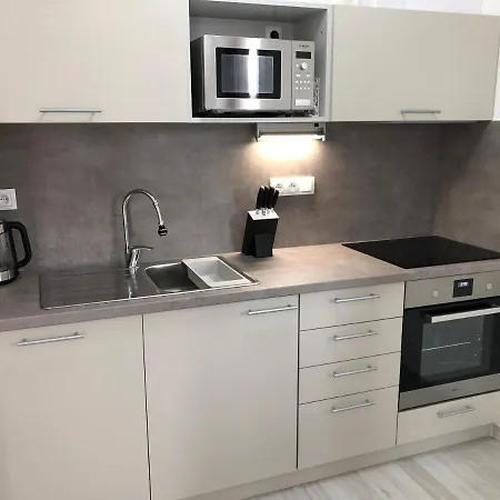 Prague-west Apartman Hostivice